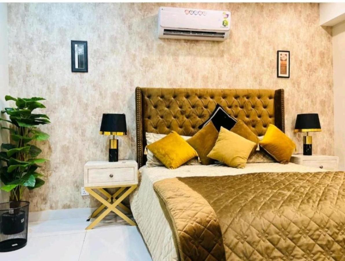Eiffel Luxury Apartments لاهور المظهر الخارجي الصورة